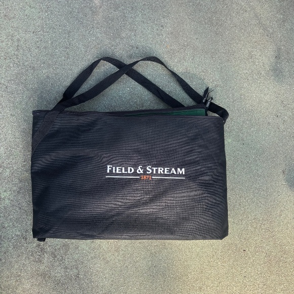 Fishing Rod Organizer bag for 8 rods by Field & Stream - Picture 1 of 8